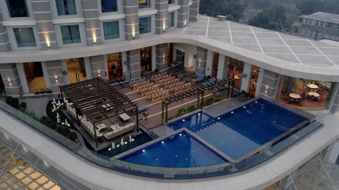 LYFE HOTELS - 8