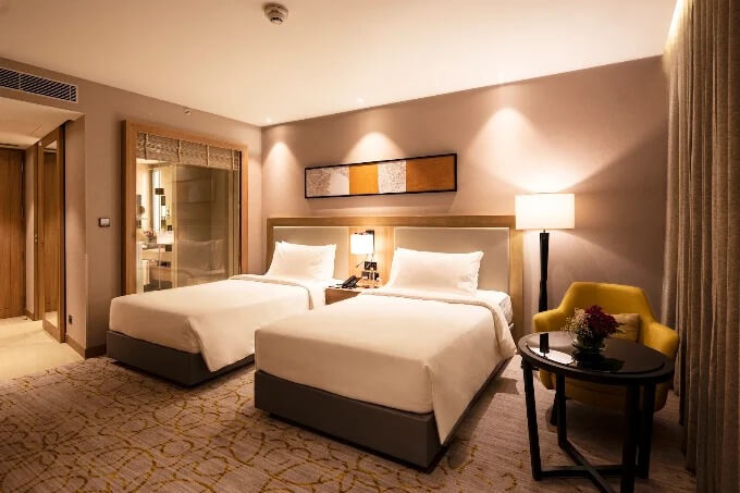 LYFE HOTELS - 7